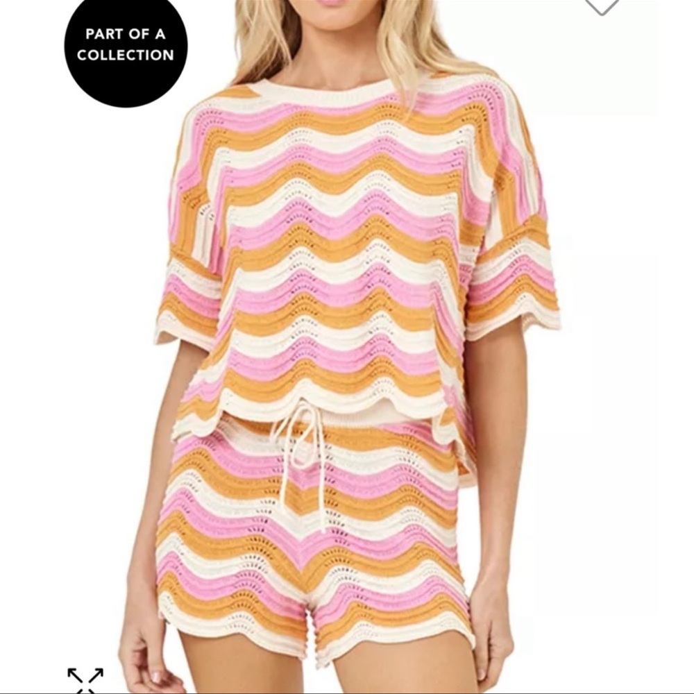 L Space top size L. Hard to find.